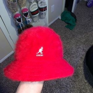 Kangol bucket hat 🔥